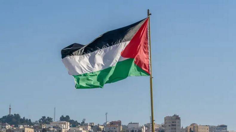 Palestine to Pay 60% of October Salaries
