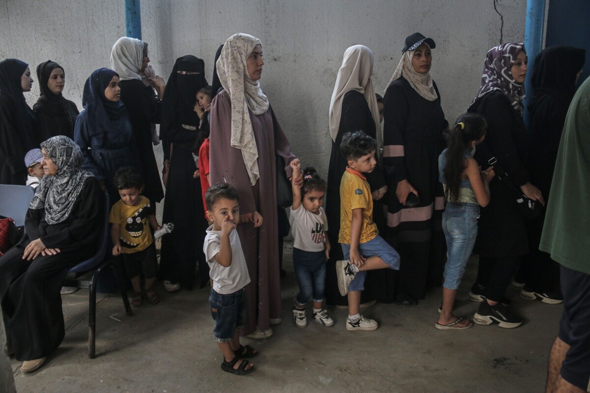 160,000 детей вакцинированы против полиомиелита в Газе