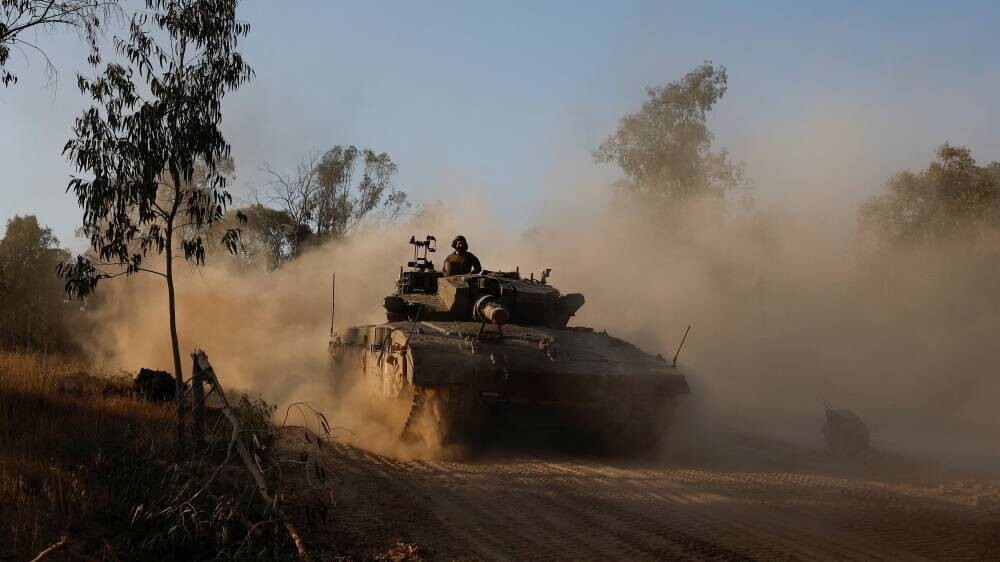 Паника и разрушение в лагере Аль-Нусайрат после военной операции Израиля