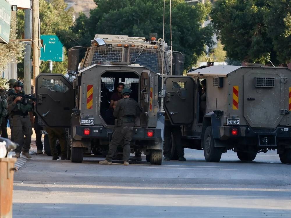 10 Palestinians injured in clashes with settlers near Bethlehem