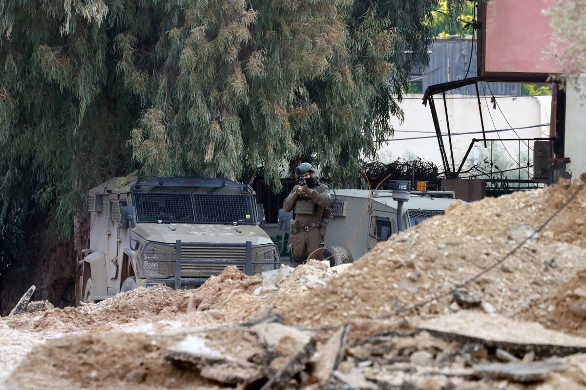 Israeli Operations Result in 12 Palestinian Deaths