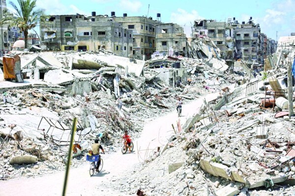 Израильские удары продолжаются на фоне гуманитарного кризиса в Газе