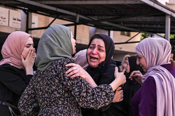 Израильский авиаудар по школе Салах аль-Дин в Газе унес жизнь по меньшей мере одного человека