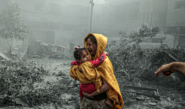 Тысячи возвращаются домой среди разрушений в Хан Юнис