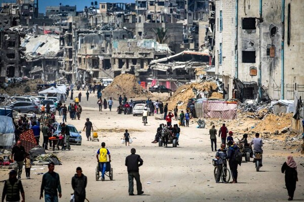 Оценки ООН показывают, что 56-60% палестинцев, погибших в секторе Газа, - женщины и дети